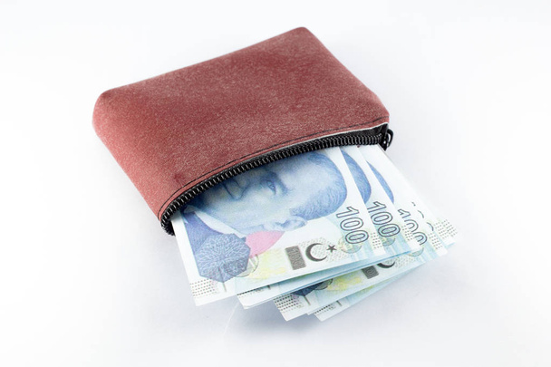 notas turcas, carteira essencial com fundo branco
 - Foto, Imagem