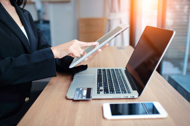 businesswoman hands using laptop computer, smart phone and table - Φωτογραφία, εικόνα