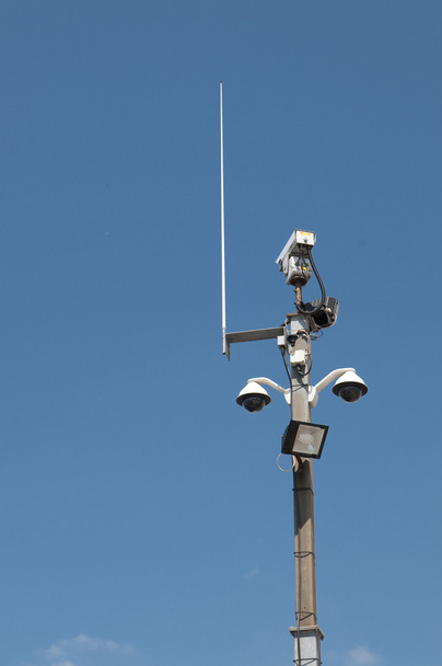 bezpečnostní kamery stožár - Fotografie, Obrázek