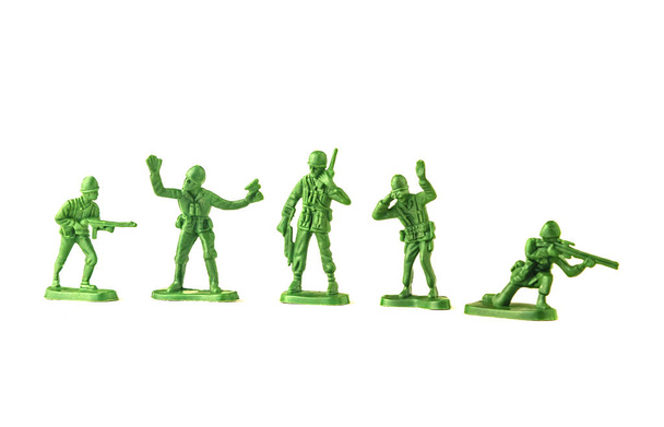 ejército verde soldados de plástico aislados sobre fondo blanco
 - Foto, Imagen