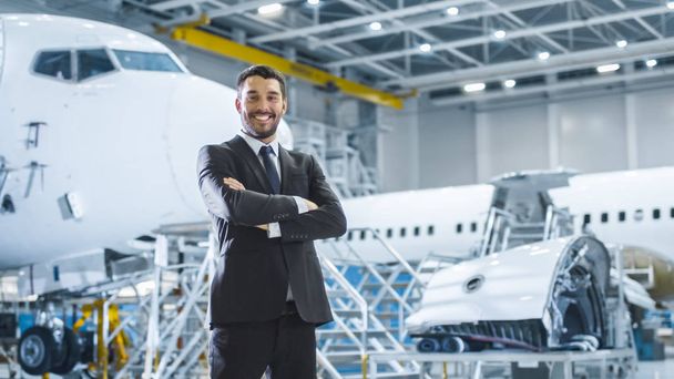 Portrait of Businessman in Aircraft Maintenance Terminal - Zdjęcie, obraz