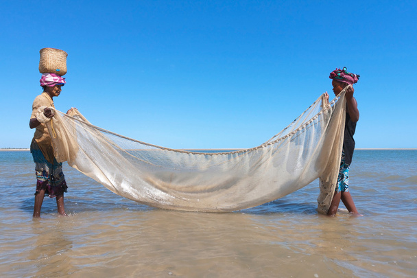 Malagasy womens of ethnicity Vezo fishing - 写真・画像