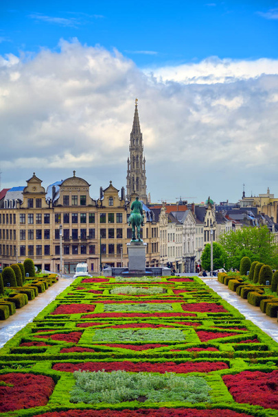 The public garden in the Mont des Arts in the centre of Brussels, Belgium. - Photo, Image