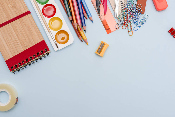 Back to School Concept with Stationery Supplies - Foto, afbeelding