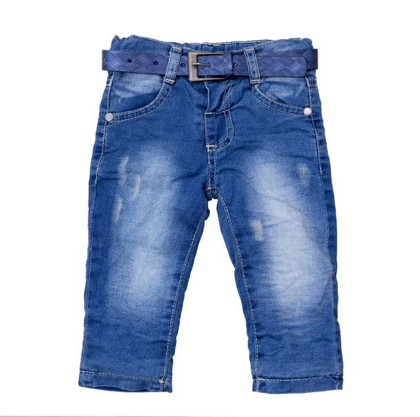 Moda jeans jeans jeans crianças azul jeans isolado no fundo branco. Vista superior Flat lay
 - Foto, Imagem