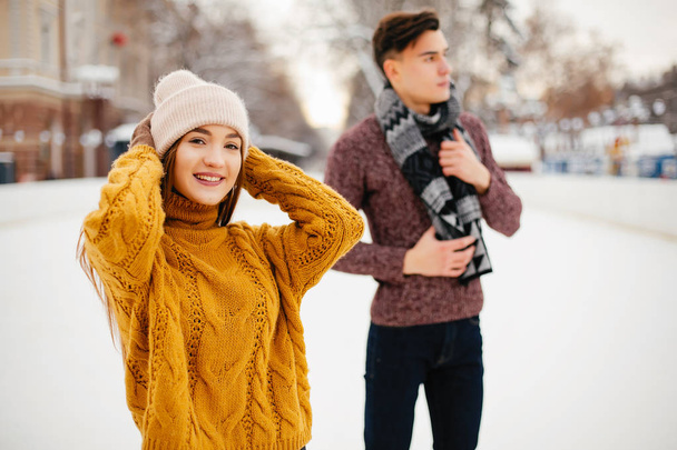 Cute couple in a winter city - Photo, Image