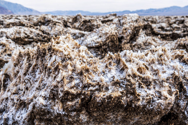 Sůl v Ďáblově golfovém hřišti v Death Valley, Kalifornie - Fotografie, Obrázek