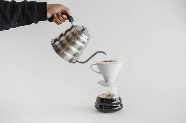 Caffè Drip Caffè nero con sfondo bianco
 - Foto, immagini
