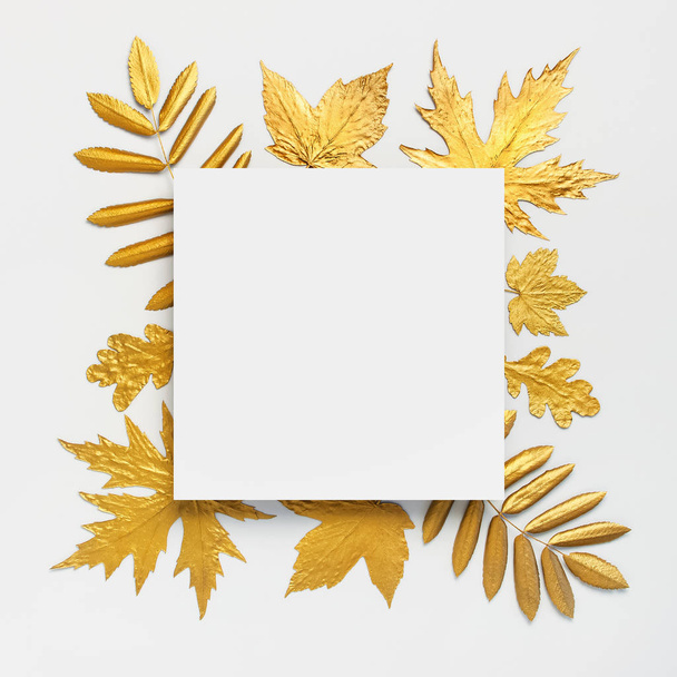 Płaski lay kreatywny skład jesienny. Papier puste i złote liście na białym szarym tle góry widok przestrzeni kopiowania. Koncepcja upadku. Jesienne tło. Minimalistyczny pomysł koncepcyjny, kwiatowy Design - Zdjęcie, obraz