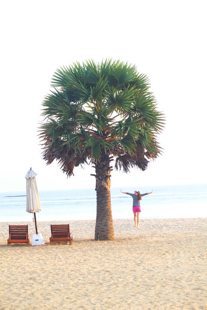 Шри-Ланка, Коломбо, март 2014 г. Пляжный курорт тропический
 - Фото, изображение