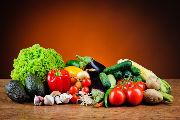 Varias verduras frescas
 - Foto, imagen