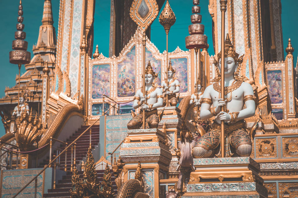 バンコクタイの王立火葬場プミポン国王 - 写真・画像