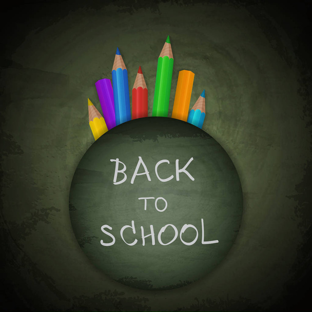 カラフルな鉛筆で黒板の背景。学校に戻る - ベクター画像