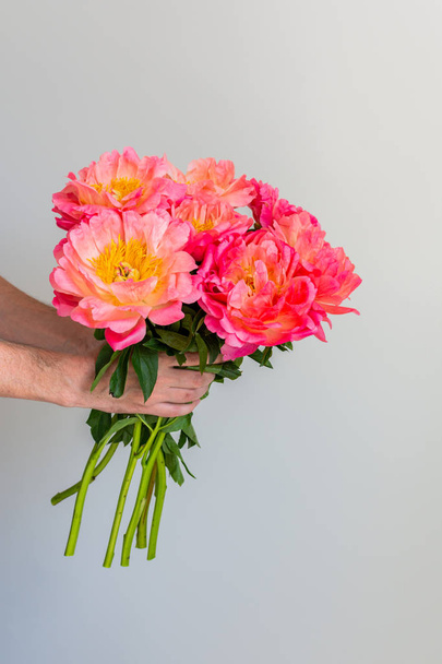 Beautiful bouquet of pink peonies - Фото, изображение