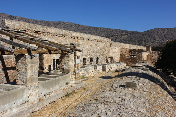 miejsce do mycia odzieży na wyspie spinalonga, crete, Grecja - Zdjęcie, obraz