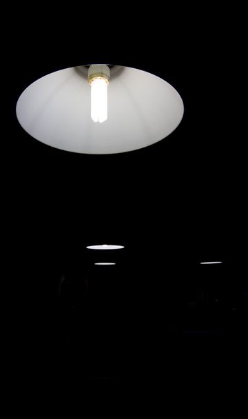 Lampes d'ombre Résumé
 - Photo, image