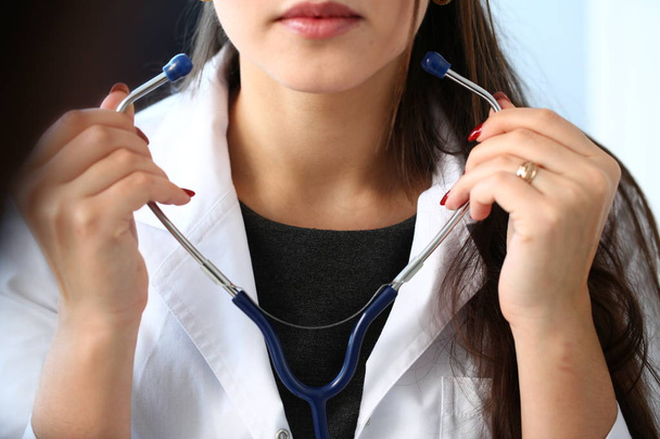 Pálivých papriček ženského lékaře stetoskop vpředu - Fotografie, Obrázek