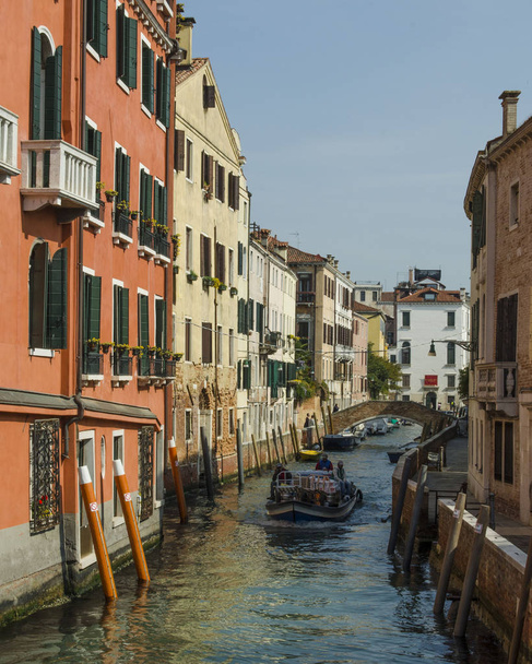 Italy. Venice.  Venetian canal.  - Foto, afbeelding