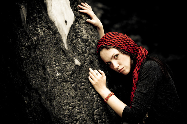 Girl in red scarf - Foto, imagen