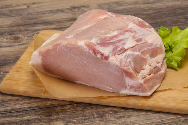 Pişirmek için çiğ domuz eti. - Fotoğraf, Görsel