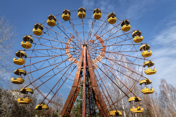 Ferris wheel of Pripyat ghost town 2019 - Foto, afbeelding