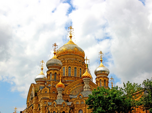Uspenskoe sisäpiha Optina Pustyn luostari Pietarissa
 - Valokuva, kuva