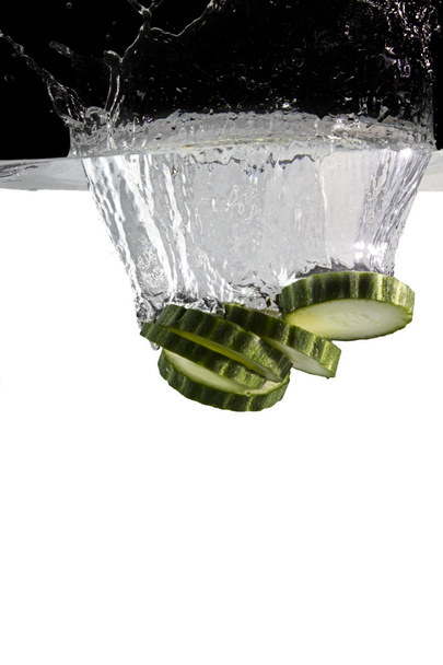 Cucumber in water - Valokuva, kuva