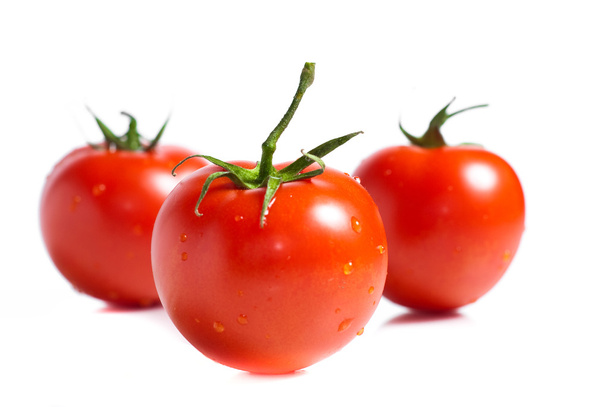 rote Tomaten isoliert auf weißem Hintergrund - Foto, Bild