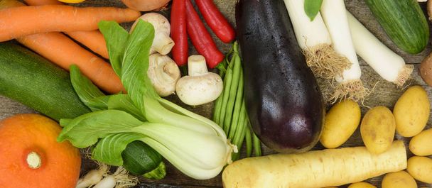  arrangement des fruits de légumes frais - Photo, image
