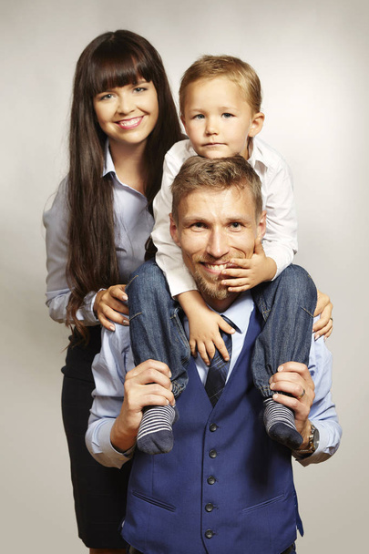 Young cute married couple with three years old son - Фото, зображення