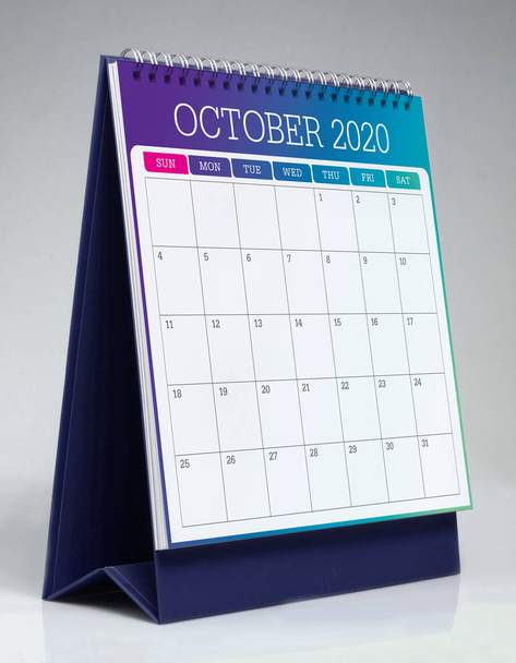 einfacher Schreibtischkalender 2020 - Oktober - Foto, Bild