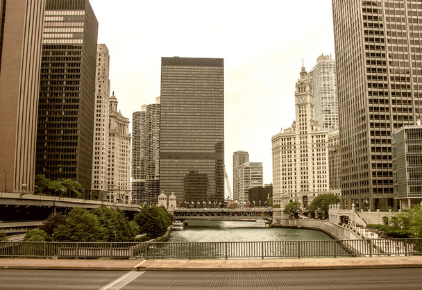 Chicago. Beautiful city skyline and river - Photo, Image