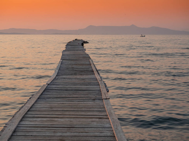 Molo na plážích Lefkimmi v Řecku - Fotografie, Obrázek
