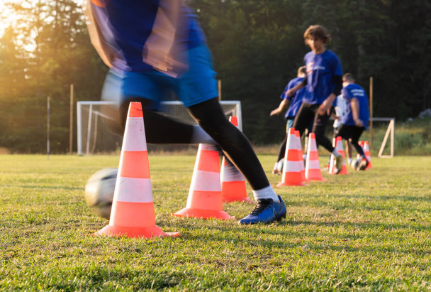 Calcio calcio formazione per i ragazzi
 - Foto, immagini