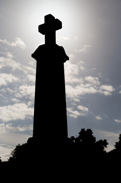Grabsteinkreuz in Silhouette - Foto, Bild