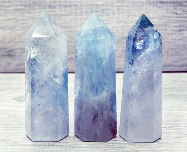 aquamarine gem cristal quartzo mineral fundo geológico
 - Foto, Imagem