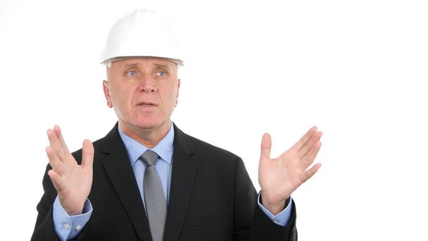 Image with Engineer Talking and Gesturing in a Business Meeting - Foto, afbeelding