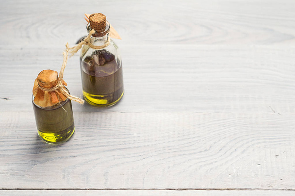 Hemp oil in small bottles - Foto, Bild