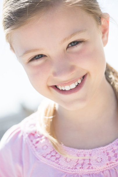 Portrait Of Little Girl Smiling - Foto, Imagem