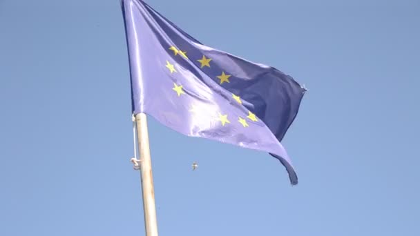 Ευρωπαϊκή σημαία κυματίζει - Πλάνα, βίντεο