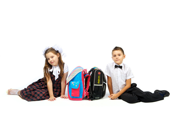 okul çocukları ile okul çantaları - Fotoğraf, Görsel