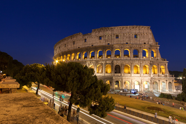 Coliseu
 - Foto, Imagem