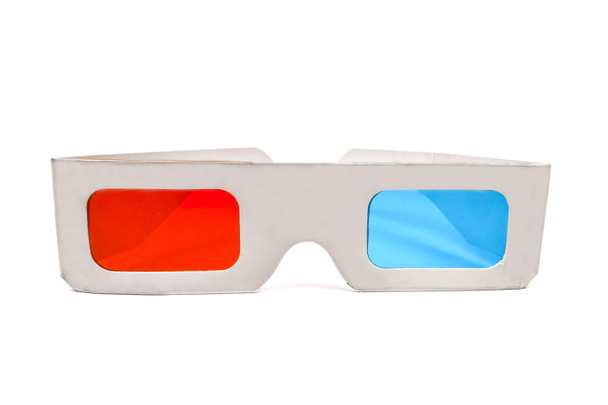 Πλευρική άποψη ενός ζεύγους 3D γυαλιών που απομονώνονται σε λευκό φόντο. - Φωτογραφία, εικόνα