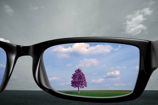 Vue à travers des lunettes de belle nature en couleur
 - Photo, image