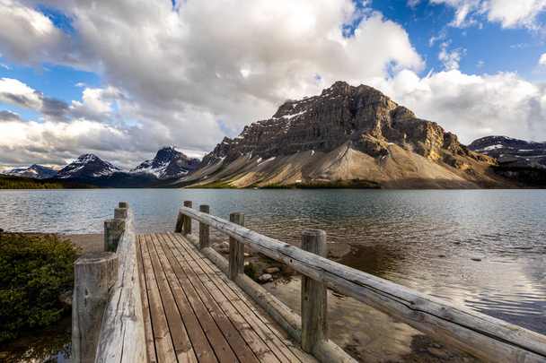Λίμνη τόξο στο Παρκγουέι, Αλμπέρτα Καναδά - Φωτογραφία, εικόνα