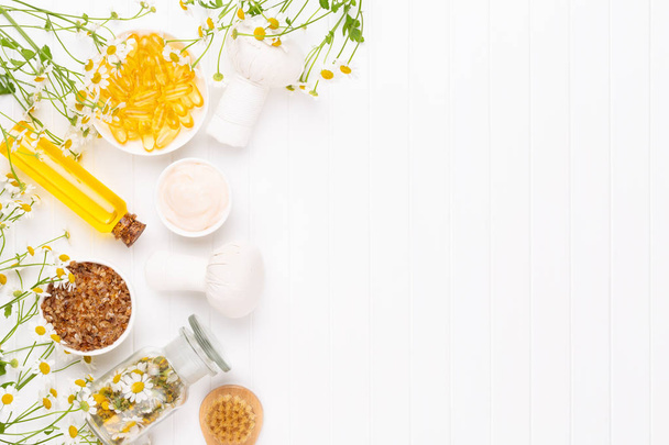 Spa still life with aromatherapy chamomile, herbal oil, soap, se - Foto, immagini
