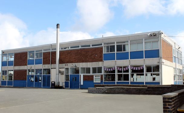 Edifício escolar inglês
 - Foto, Imagem
