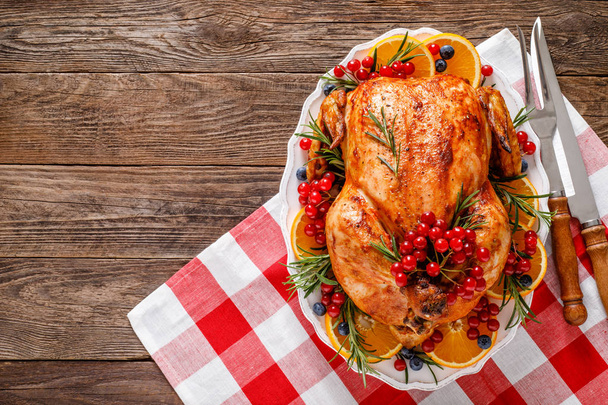 Christmas turkey. Traditional festive food for Christmas or Thanksgiving - Foto, afbeelding