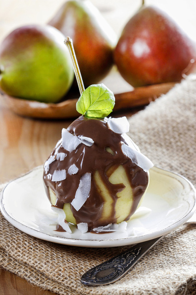 Pears with chocolate sauce - Φωτογραφία, εικόνα