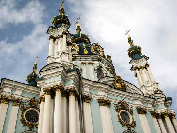 Kyiv, Ukraine - March 24, 2009: The Saint Andrew's Church is a m - Valokuva, kuva